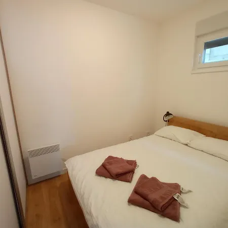 Sisarka Apartament *