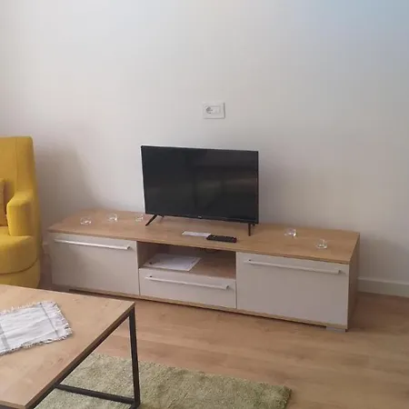 Apartment Sisarka *